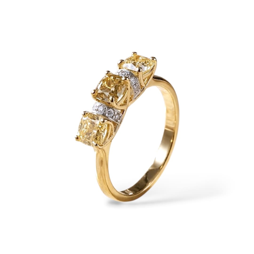 Anello in Oro Giallo con Diamanti Naturali Cushion Fancy Brownish e Fancy Light Yellow - FIDELA