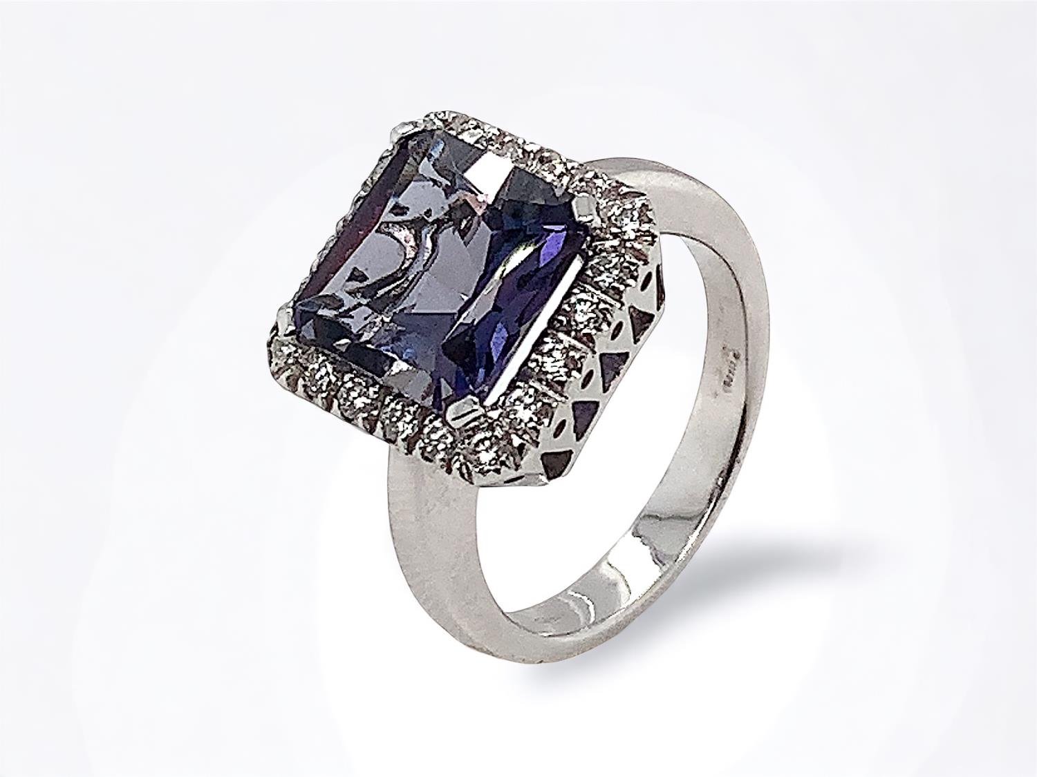 Anello in Oro Bianco con Iolite e Diamanti naturali Mis. 15 - FIDELA